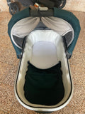 Uppababy Vista V2 In Finn Bassinet