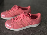 Superstar Shoes / Size US 6