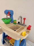 Little Tikes Making Mud Pies