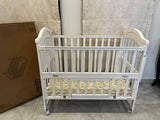 TINNIES Baby Crib without Mattress
