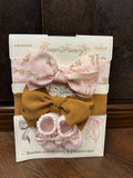 Marshalls x 2 Headbands, Booties & Blanket Set Fleece Blanket / Size 30x40”