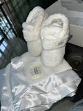 Ugg’s Booties with Blanket / Size 6-12m