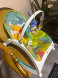Fisher-Price Rainforest Friends Newborn-to-Toddler Portable Rocker