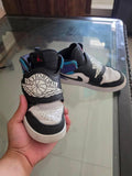 Sky Jordan Shoes / Size 32