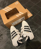 Shoes / Size 20