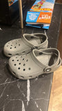 Crocs / Size 8C