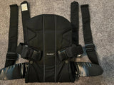 Baby Bjorn Carrier / Weight Limit upto 15kgs