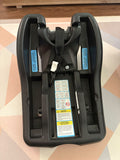 Graco SnugRide 30 Lite Infant Car Seat / Size 4-30 lb, Up to 32"