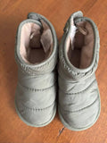 H&M Boots / Size EU 25