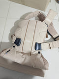 Baby Bjorn One Carrier / Suitable for 8-33 Lbs