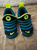 Nike Dynamo Go / Size 21 Euro