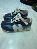 New Balance Shoes / Size EU 24