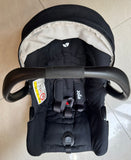 Joie Baby Infant Carrier / From Birth to Approx 1.5yrs