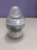 Tommee Tippee Closer to Nature Anti-Colic Baby Bottle / Size 0-6m