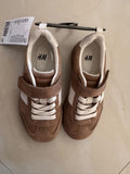 H&M Shoes / Size UK 9.5