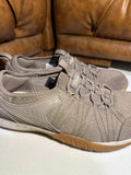 Shoes / Size US 6 / EURO 37