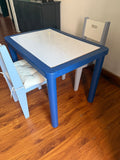 Table & Chairs