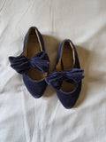 Janie & Jane Navy Blue Velvet Bow Flats / Size 3-4yrs