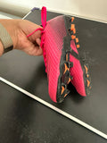 Soccer Shoes / Size US 10.5