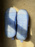 Toms Shoes / Size 11T