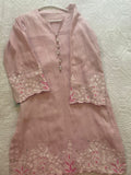 Hira Sardar / Size Small Kameez