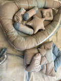 Baby Nest / Set of 8 / 4 Pillows / 1 Head Shaping Pillow / 1 Feeder Cover / 1 Net Cover / 1 Baby carrier Reversible