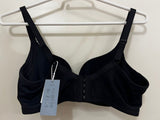 Pierre Cardin 4 Clasp Closure Bra / Full Coverage / Size B-75 or 34B