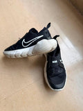 Shoes / Size US 12c