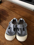 H&M Shoes / Size EU 25