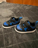 Shoes / Size 22