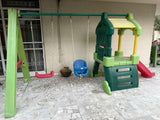Playhouse by Little Tikes