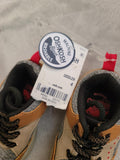Oshkosh Toddler Shoes / Size 4