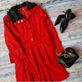 Yiyigiao Long Sleeve Fur Collar Coat / Size Large
