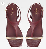 Catlyn Flat Sandals / Size EUR 38.5