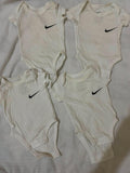 Bodysuits / Size Newborn / Pack of 4