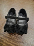 Gap Shoes / Size 6