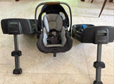 Nuna Car Seat + 2 Bases / Expiry is Oct 2026
