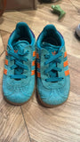 Gazelle Shoes / Size 24