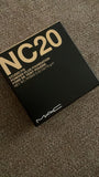 MAC Studio Fix Powder Plus Foundation NC20