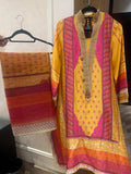 Farah Talib Aziz / Shirt & Duppata / Size Small