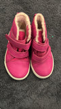 Ugg Shoes / Size UK 6, EU 25
