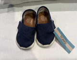Tom’s Navy Shoes / Size UK 3 / EU 19.5 / US 4